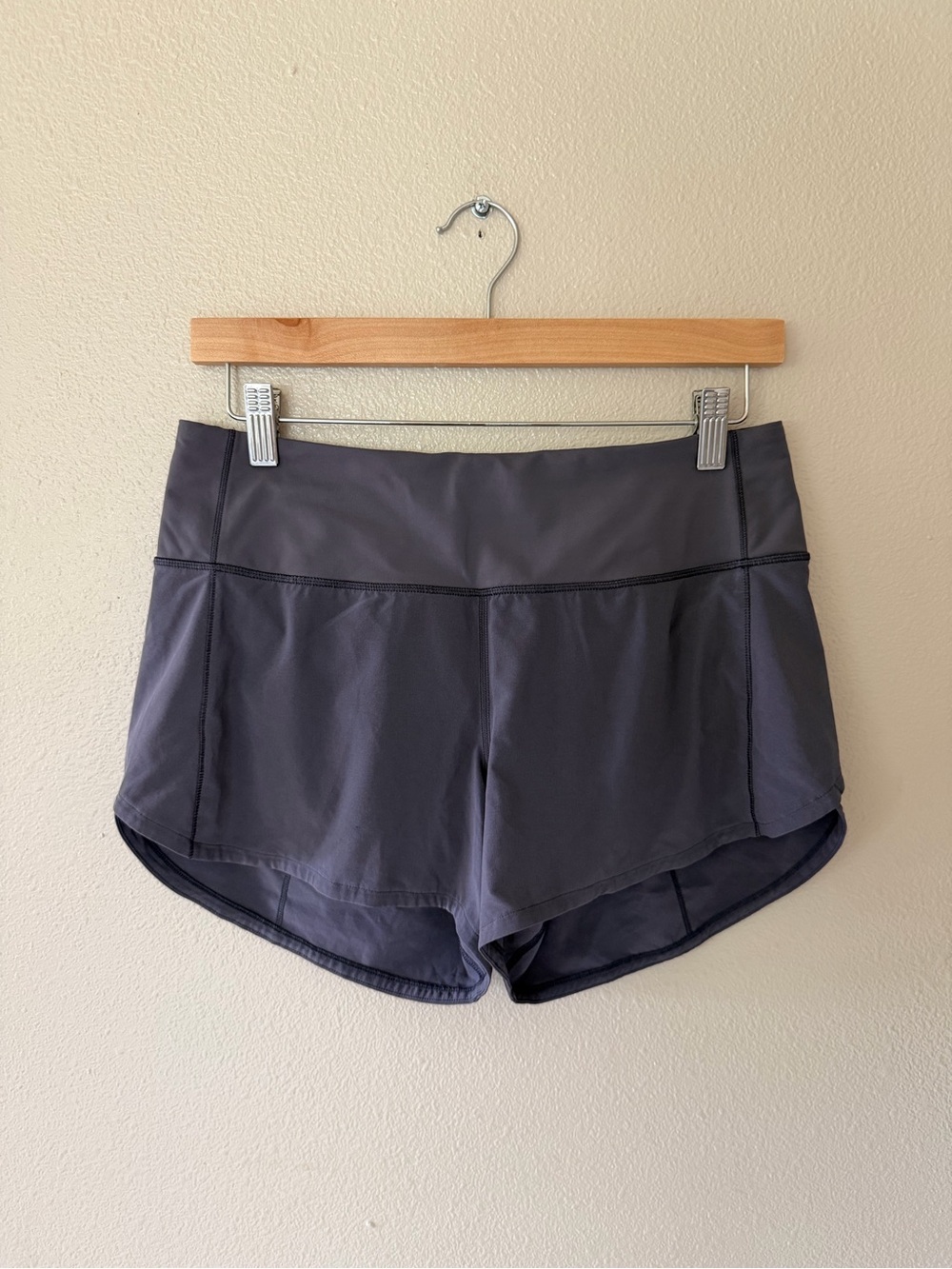 Lululemon Speed Up High-Rise Lined Athletic Short 4" Deep Purple Grey Size 6